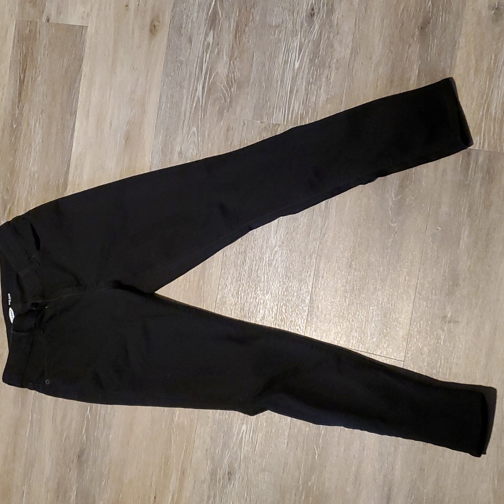 Old Navy womans size 4 skinny mid rise jean black